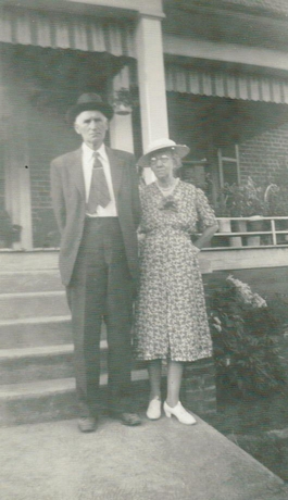 Esca and Minnie Mitchell
